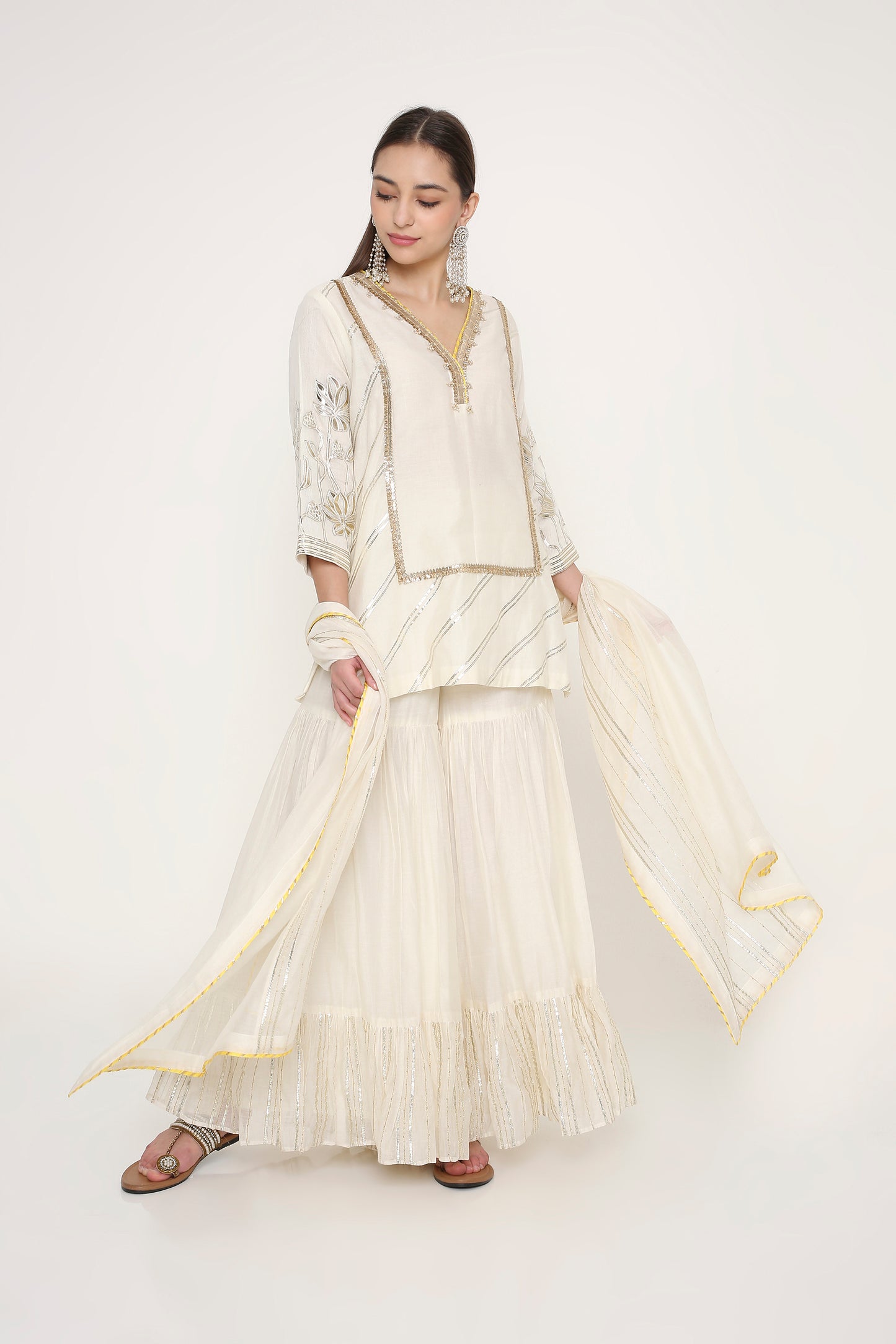 Zareen Sharara Set