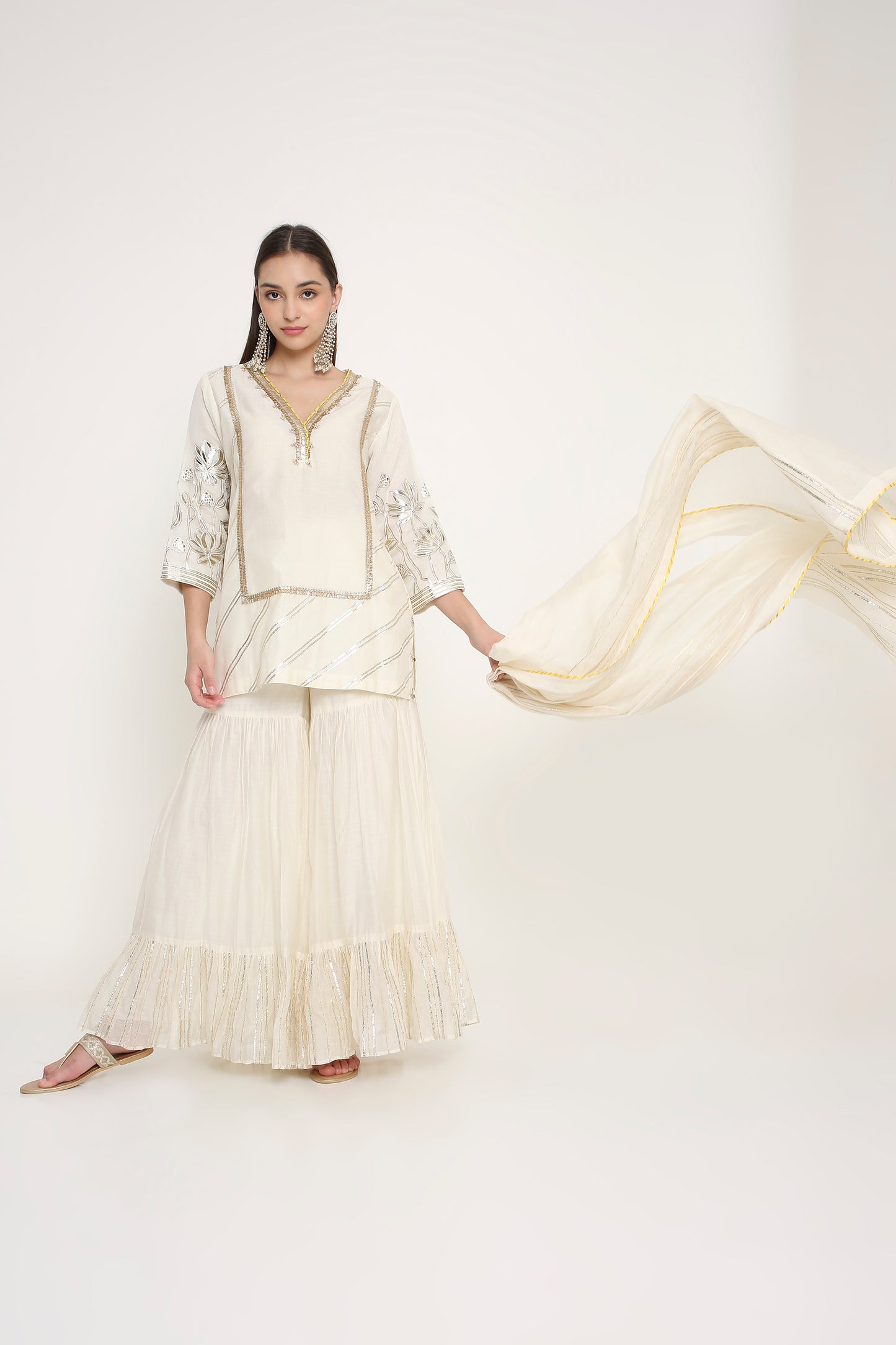 Zareen Sharara Set